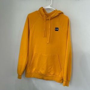 Men’s under armour hoodie